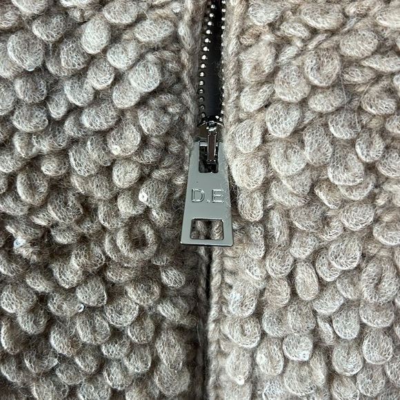 D. Exterior Wool Alpaca Sherpa Sequin Vest Made in Italy - Picture 3 of 5